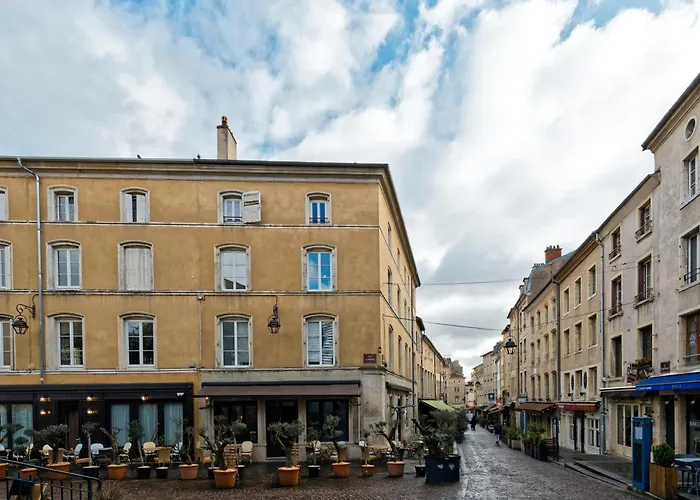 Le Boudoir De Stanislas - Appt Au Coeur De Appartamento *